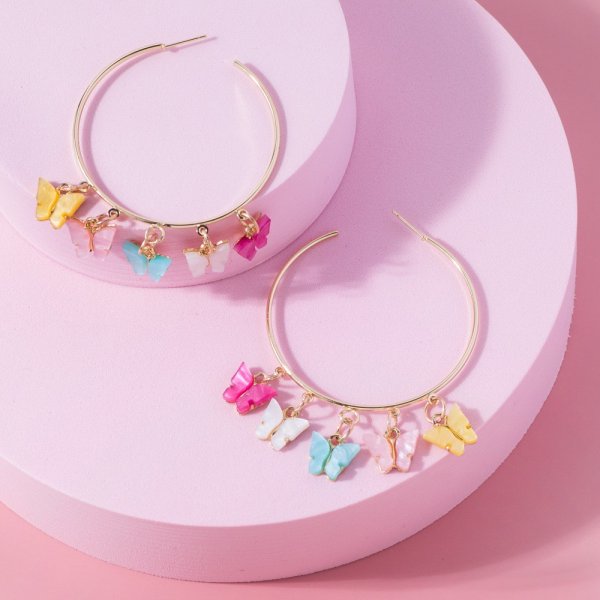 The butterfly earrings stud earrings